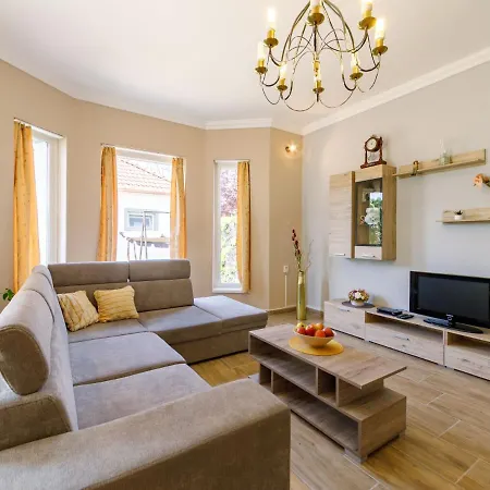 Nyaraló Ildiko By Interhome